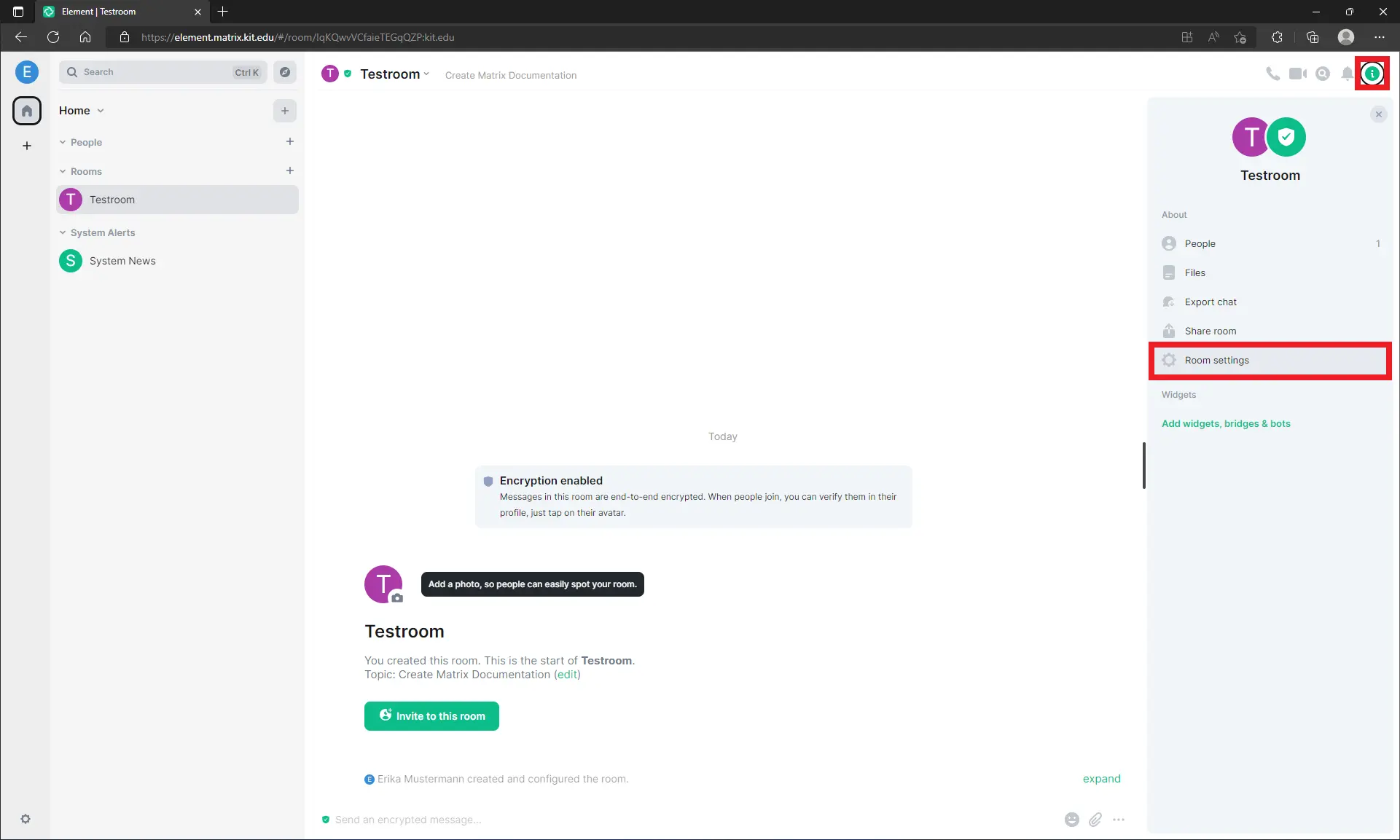 Macro of the room settings button for the newly created room